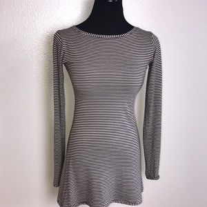 Jet long sleeve tunic